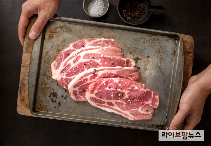 국산 돼지고기는 도축 후 빠르면 3일만에 판매가 이뤄져 수입산보다 높은 신선도를 자랑한다.