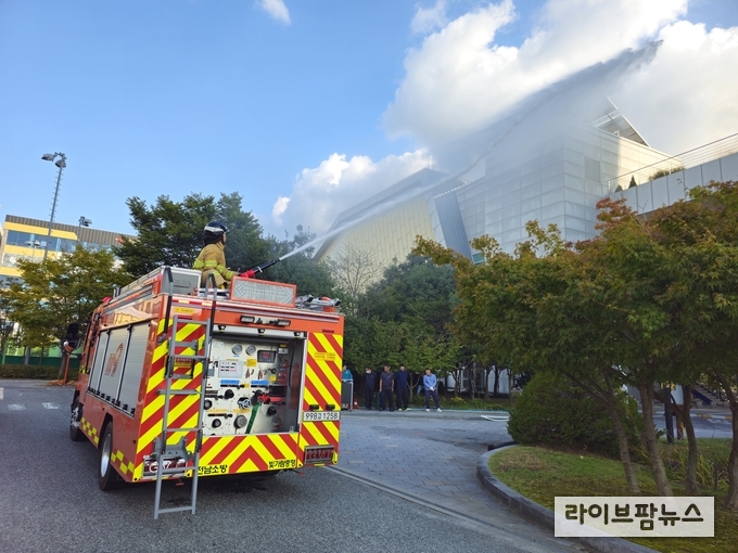 한국농수산식품유통공사-완강기·심폐소생술 교육.