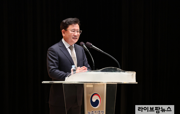 이승돈 농진청장 취임…“AI 등 첨단기술 농업 활용”