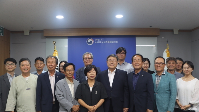 “여성농업인 권리보장 위해 농특위 내 특별위원회 구성 필요”